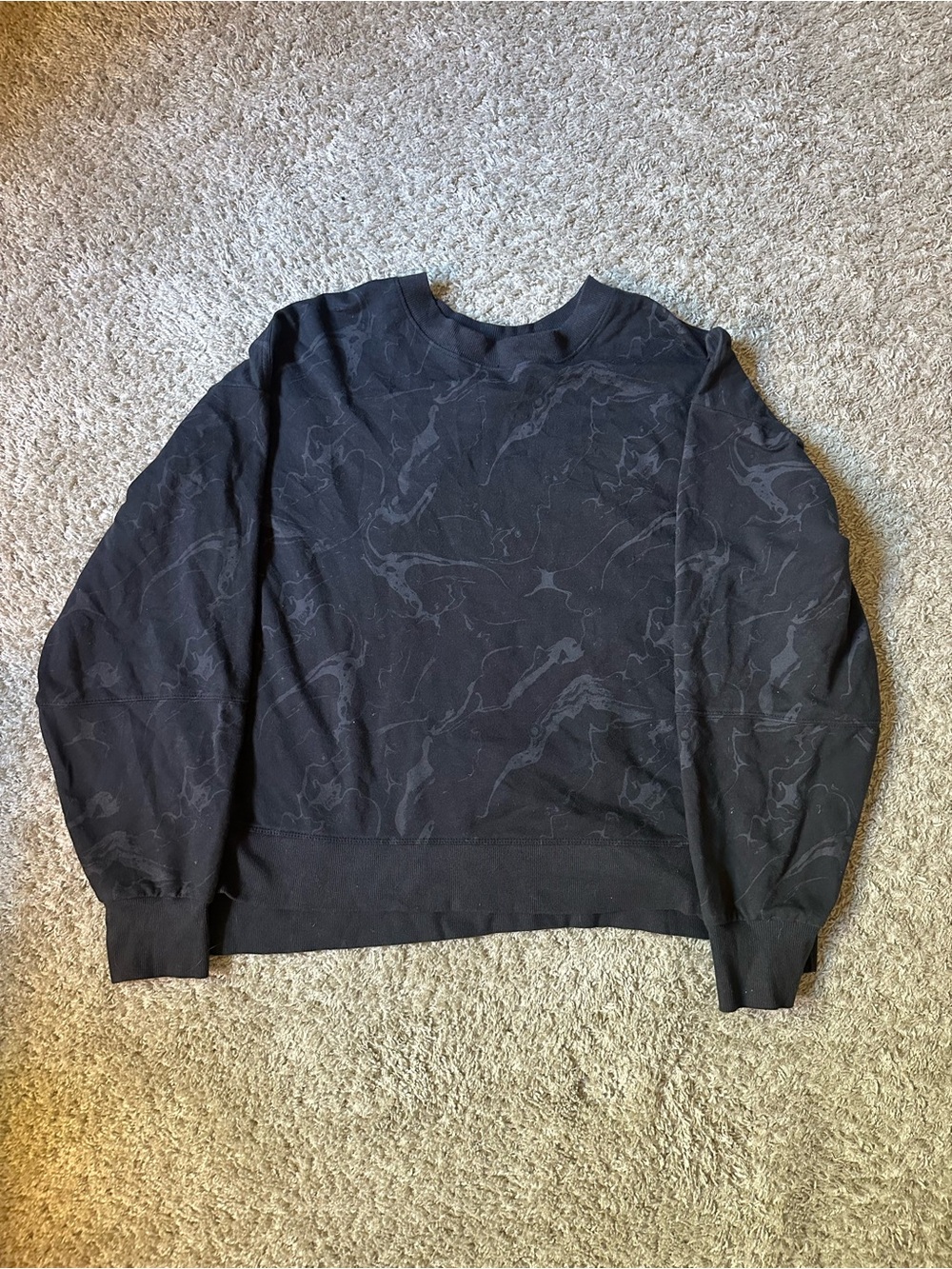 Size large all in motion Women’s French Terry Crewneck Sweatshirt - Black Marble
